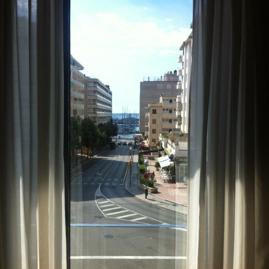 Photo prise au Hotel AC Ciutat de Palma par Zaur I. le7/21/2012