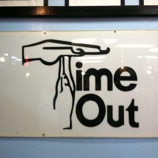 Foto tirada no(a) Time-Out Restaurant por Kelcy H. em 2/18/2012
