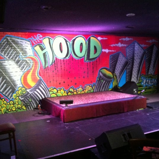 Photo taken at Hood Bar &amp; Pizza by Erica S. on 4/20/2012