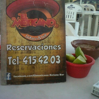 Photo taken at El Mexicano Restaurant Bar by B&#39;to G. on 7/7/2012