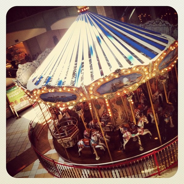 Food Court Mall of 3333 Buford Dr