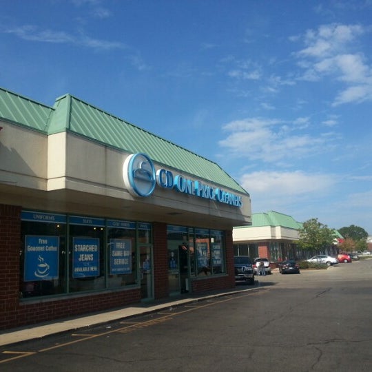 Photo taken at CD One Price Cleaners by Javier C. on 7/24/2012