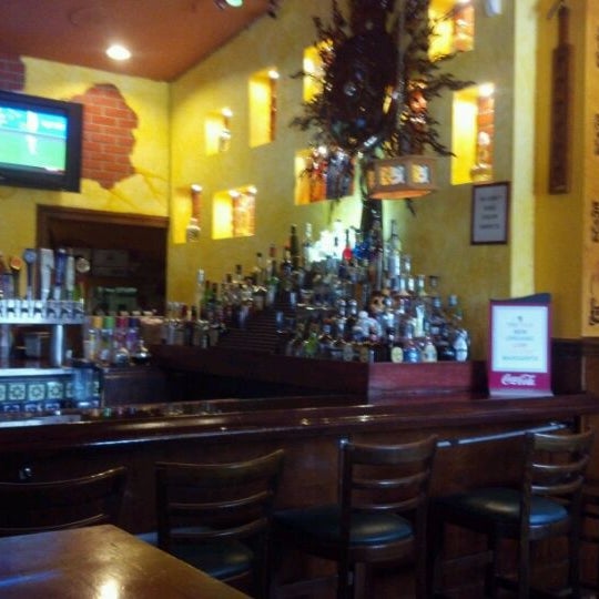 Foto tirada no(a) Mr. Tequila Mexican Restaurant por Kables V. em 5/7/2012