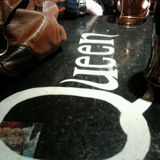 3/23/2012 tarihinde Edita J.ziyaretçi tarafından Pogo pub'de çekilen fotoğraf