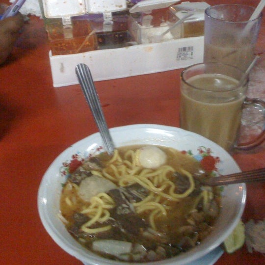 Sambulayang Tomyam Soup Place In Kuantan