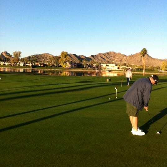 รูปภาพถ่ายที่ McCormick Ranch Golf Club โดย Jason A. เมื่อ 2/24/2012