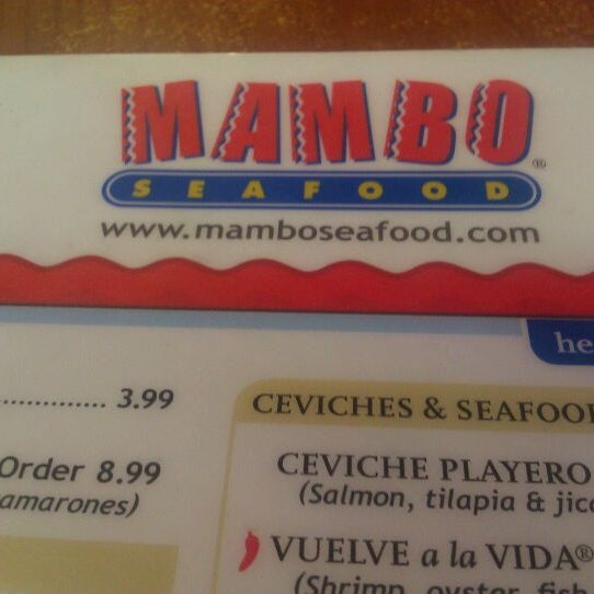 Foto tirada no(a) Mambo Seafood por Damon J. em 2/23/2012