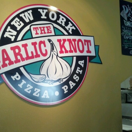 Photo taken at The Garlic Knot by Rob Smith P. on 6/30/2012