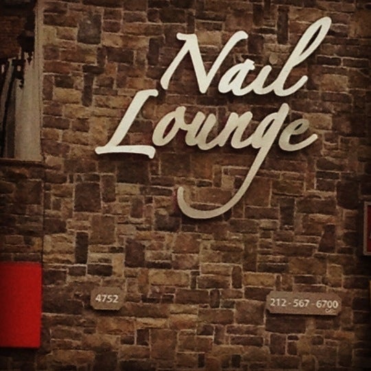 Nail Lounge Cosmetics Store in New York