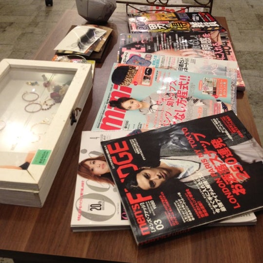 Photos At Hair Salon ベンチ Bench 高田馬場 高田馬場 高田馬場2 16 3 Photos At Hair Salon ベンチ Bench 高田馬場 高田馬場 高田馬場2 16 3
