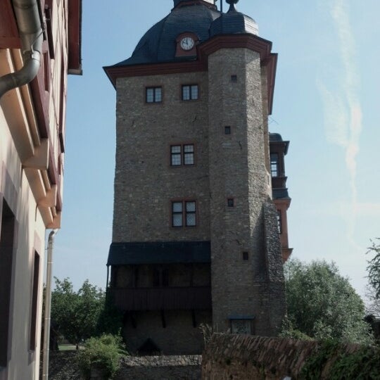 Foto tirada no(a) Schloss Vollrads por Katie H. em 9/4/2012
