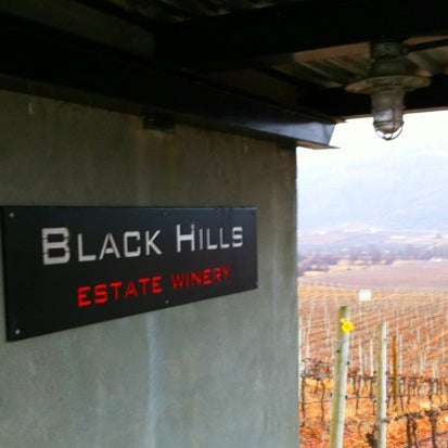 2/21/2012 tarihinde Rod P.ziyaretçi tarafından Black Hills Estate Winery'de çekilen fotoğraf