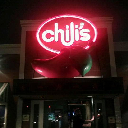 Photo prise au Chili&#39;s Grill &amp; Bar par Mandy M. le3/19/2012