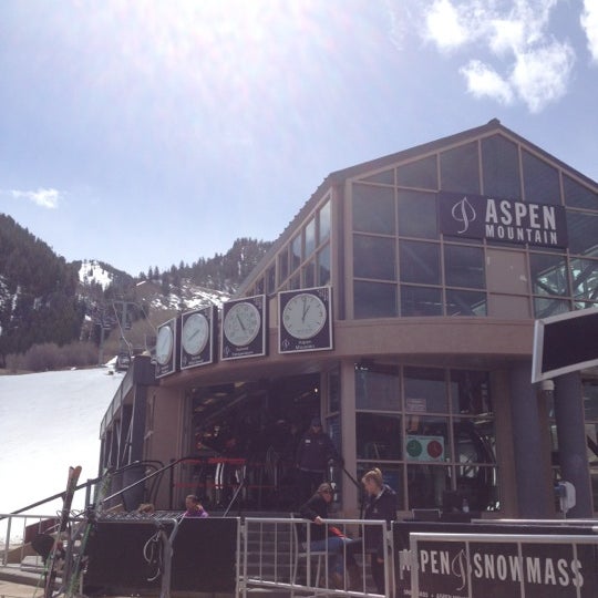 Снимок сделан в Aspen Mountain пользователем Linz S. 4/13/2012