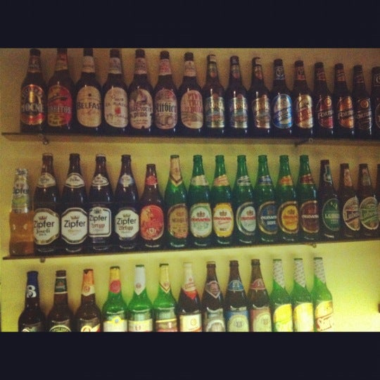 รูปภาพถ่ายที่ BeerGallery - Dominikańska โดย Paulina W. เมื่อ 5/9/2012
