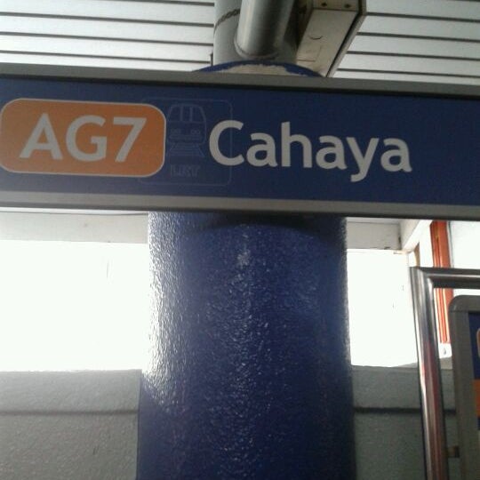Rapidkl Cahaya Ag7 Lrt Station Light Rail Station