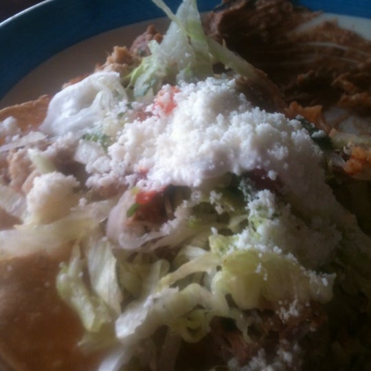 Снимок сделан в Ensenada Restaurant and Bar пользователем Anastasia P. 6/17/2012