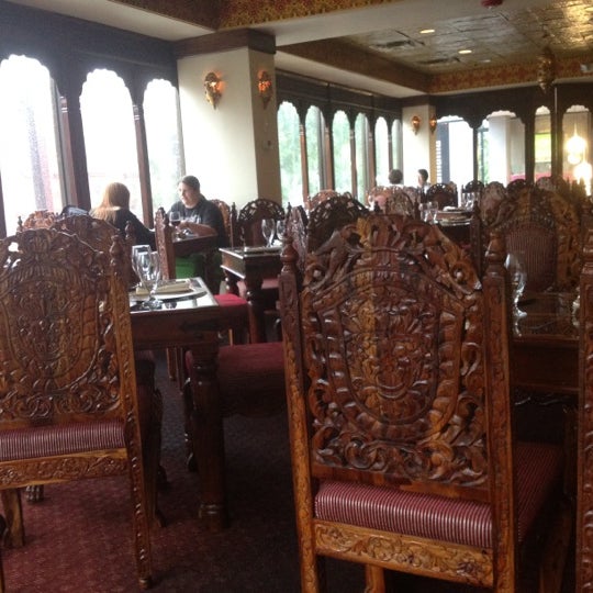 Photo taken at The Maharaja by Edward L. on 8/10/2012