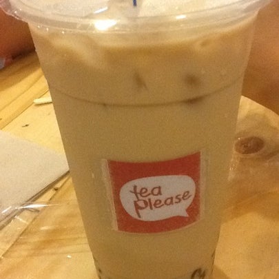 It's a happy Assam Milk Tea,not too thin yet not too sweet.Mild blend and the pearls are fresh and chewy!Weeee!!