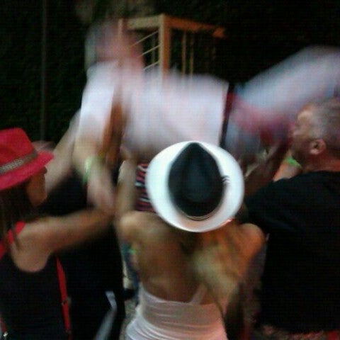 7/5/2012にCalipso Fun People Singles R.がCadillac Solitarioで撮った写真