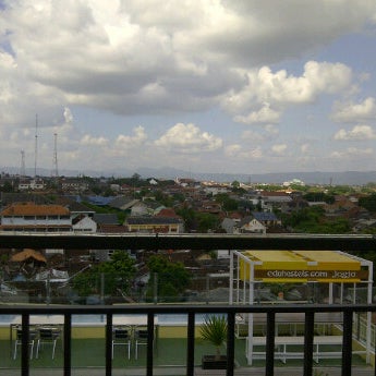 Das Foto wurde bei EDU Hostel Jogja von Diah Afsari Rachmawati am 5/21/2012 aufgenommen