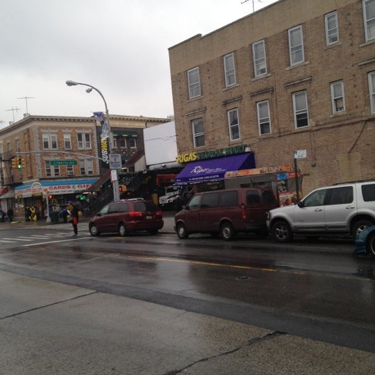 MTA Bus Stop Lefferts Blvd & Liberty Avenue (Q10/Q10LTD/QM18) Bus