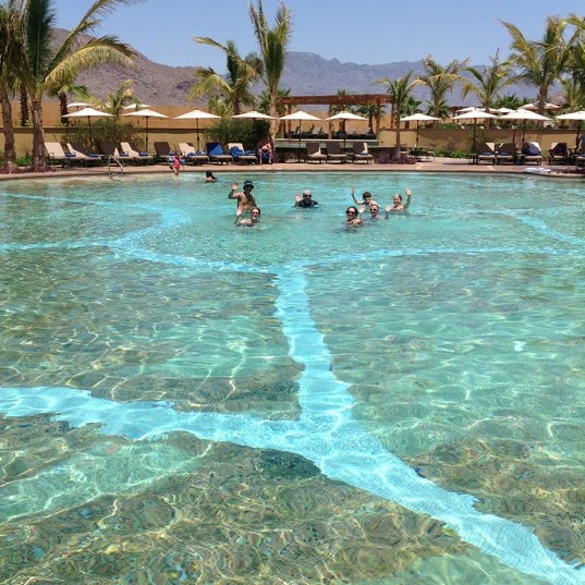 Foto scattata a Villa Del Palmar Beach Resort &amp; Spa da Alejandra G. il 6/20/2012