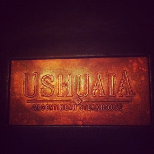 8/22/2012 tarihinde Hemangziyaretçi tarafından Ushuaia Argentinean Steakhouse'de çekilen fotoğraf