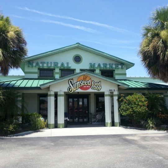 Sunseed Food co op Farmers Market