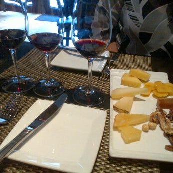 7/14/2012にGeoffrey M.がNoir Food &amp; Wineで撮った写真