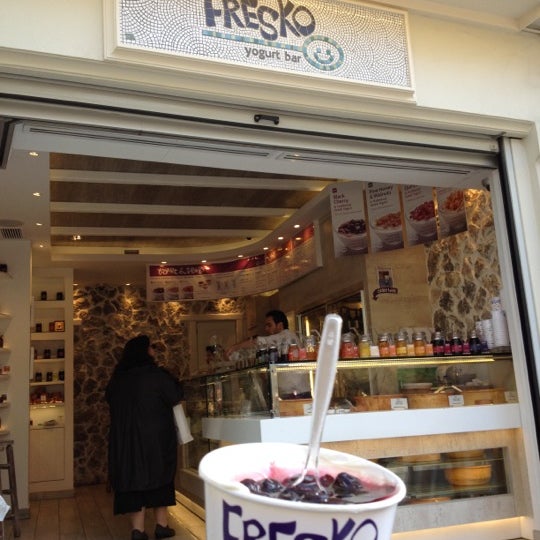 Fresko Yogurt Bar Frozen Yogurt Shop in Αθήνα