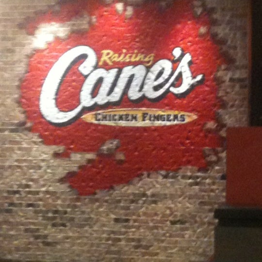 3/11/2012にJames B.がRaising Cane&#39;s Chicken Fingersで撮った写真