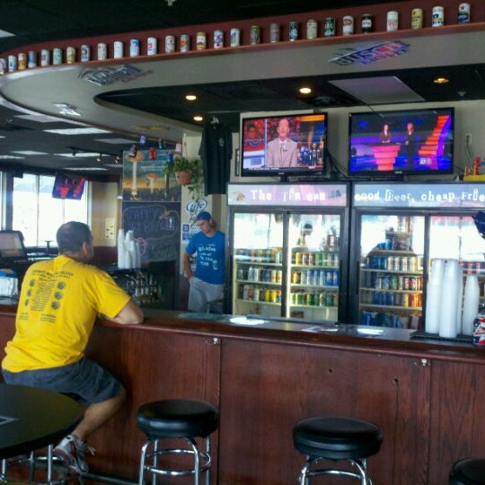 Could bar. Could bar. Бар лонг сингаруре. Бар can. Майорка бар в замке.