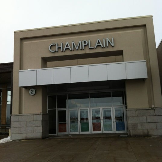Champlain Place 477 Paul St.