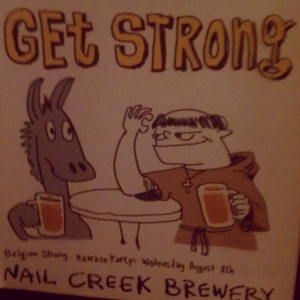 Photo prise au Nail Creek Pub &amp; Brewery par Katie R. le8/9/2012