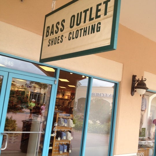 bass clothing outlet