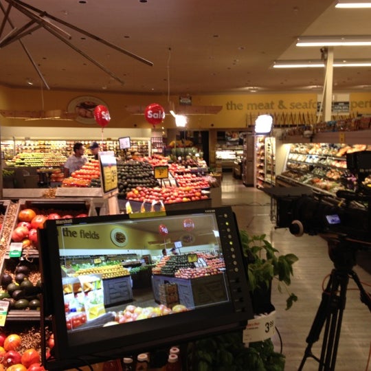 Safeway Grocery Store in Pleasanton