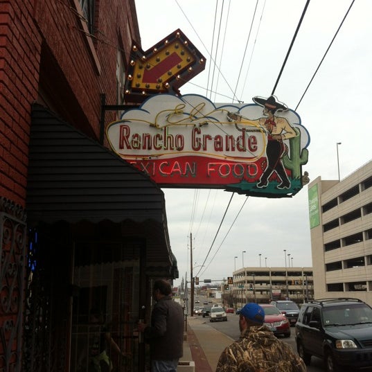 Photo taken at El Rancho Grande Restaurant by Scott T. on 2/18/2012