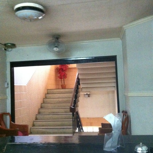 3/17/2012 tarihinde Nikkah S.ziyaretçi tarafından The Loft Inn'de çekilen fotoğraf