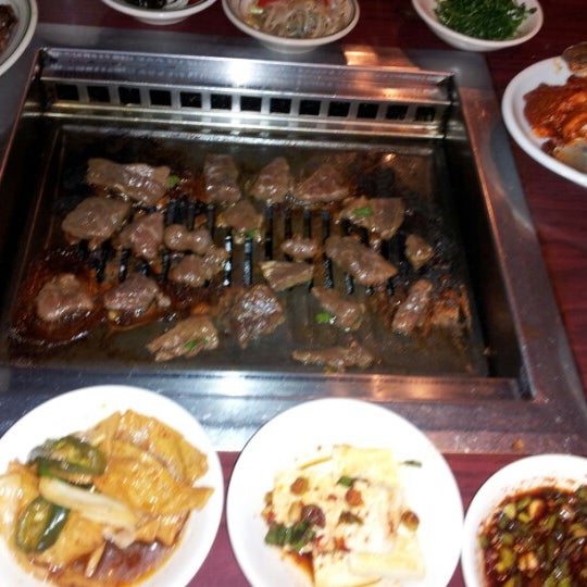 Photo prise au Seoul Garden Restaurant par Debbie L. le7/2/2012