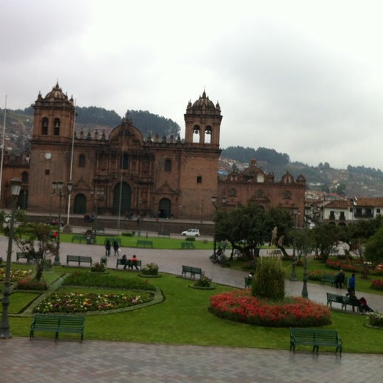 Снимок сделан в Cappuccino Cusco Cafe пользователем Vera 5/23/2012