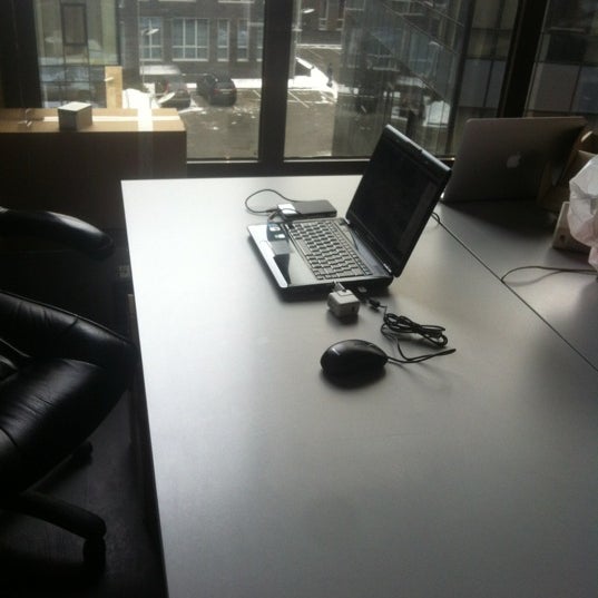 Офис александры федоровой. Бизнес офис. Office atomic. Office atomic. Атомик харт.