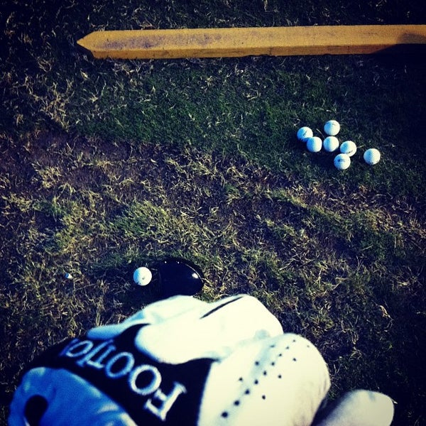 7/27/2012 tarihinde Toan &quot;Super T&quot; T.ziyaretçi tarafından The Golf Center at the Highlands'de çekilen fotoğraf