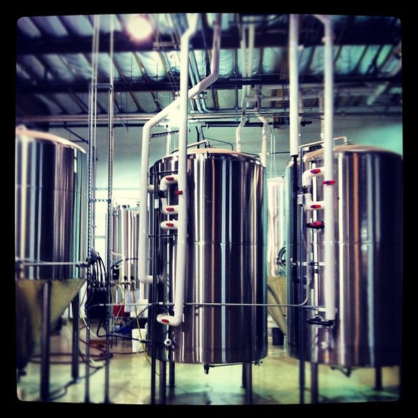 Photo taken at The Phoenix Ale Brewery by Artizen A. on 8/29/2012