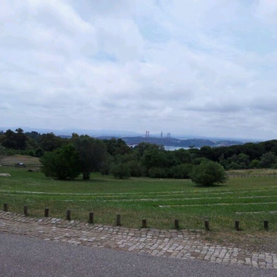Anfiteatro Keil do Amaral Ajuda Parque Florestal de Monsanto
