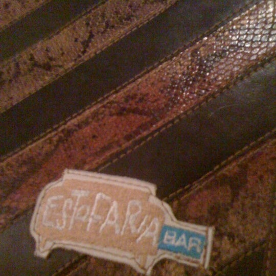 Foto tirada no(a) Estofaria Bar por Thiago C. em 2/10/2012