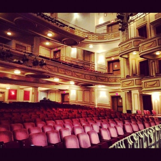 Shubert Theatre Downtown New Haven 247 College St