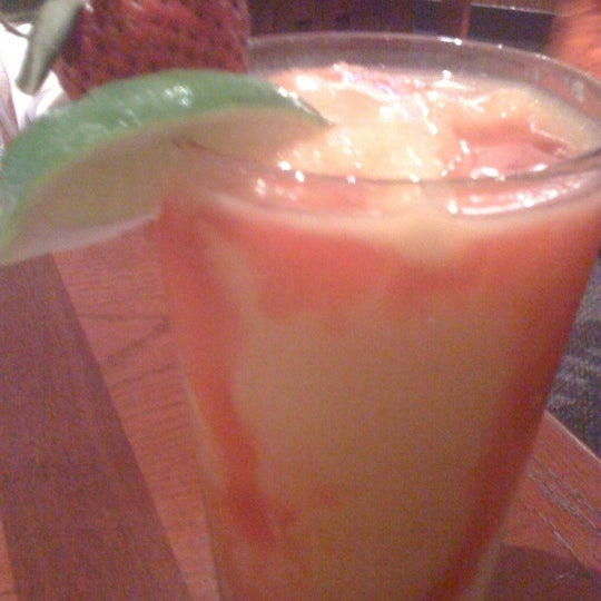 Photo taken at Red Lobster by Laila R. on 3/25/2012