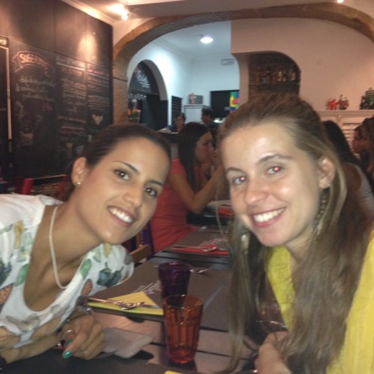 รูปภาพถ่ายที่ Babete Gastrobar โดย Ana Luisa เมื่อ 7/19/2012