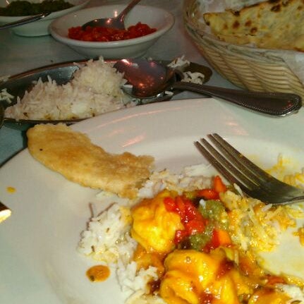 Foto tomada en Shalimar Indian Restaurant  por Alona B. el 7/2/2012